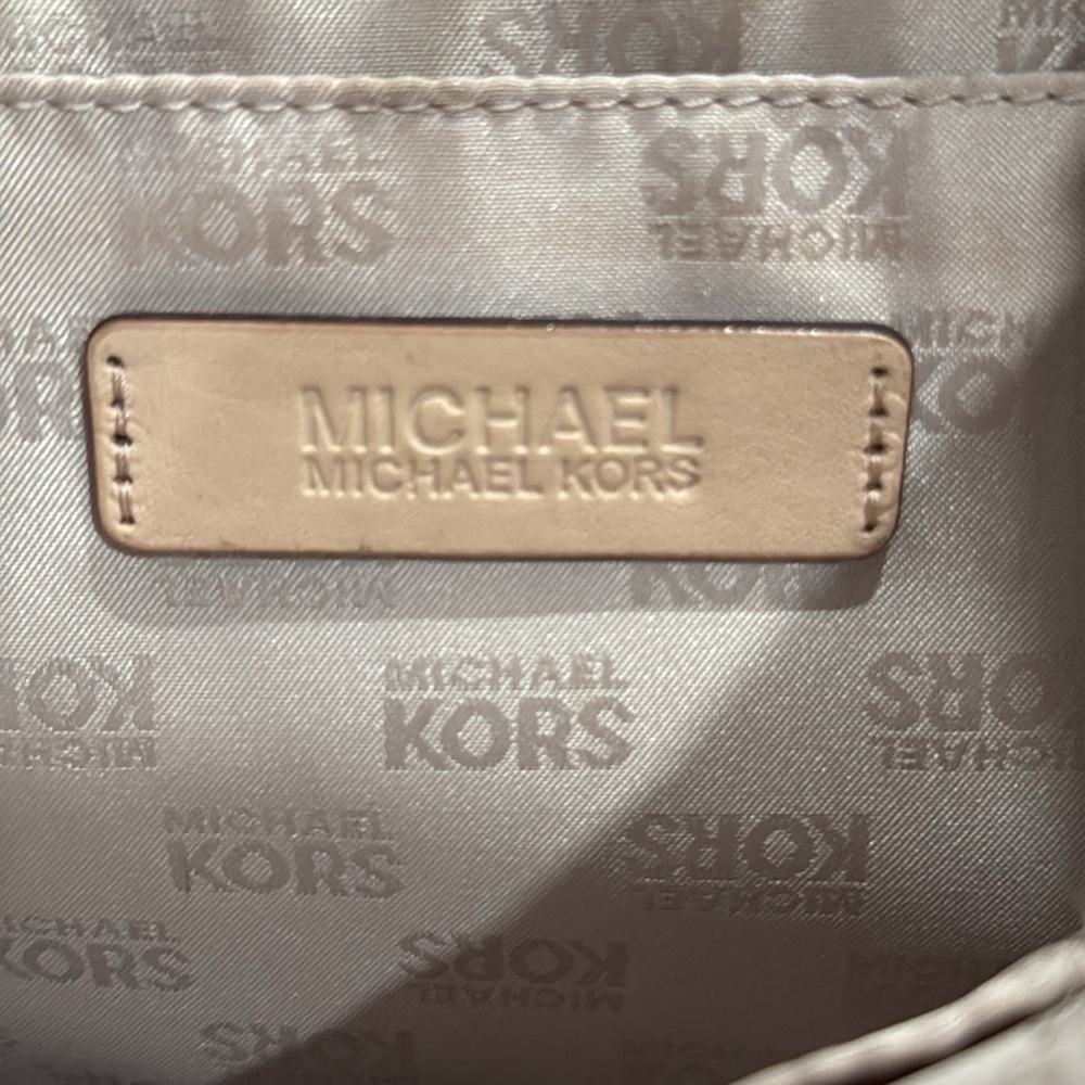 Michael Michael Kors Jet Set Bronze Mirror Metallic Tote - Picture 13 of 16